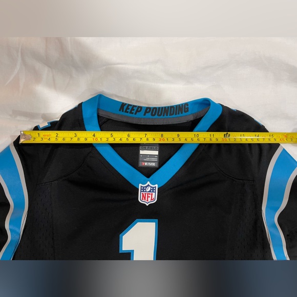 Nike Carolina Panthers Cam Newton Black Jersey Size Young Small NWOT - Picture 11 of 12